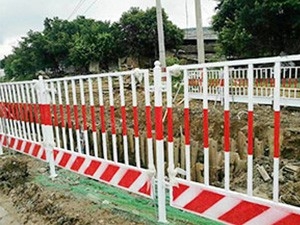 铜川防护栏杆价格